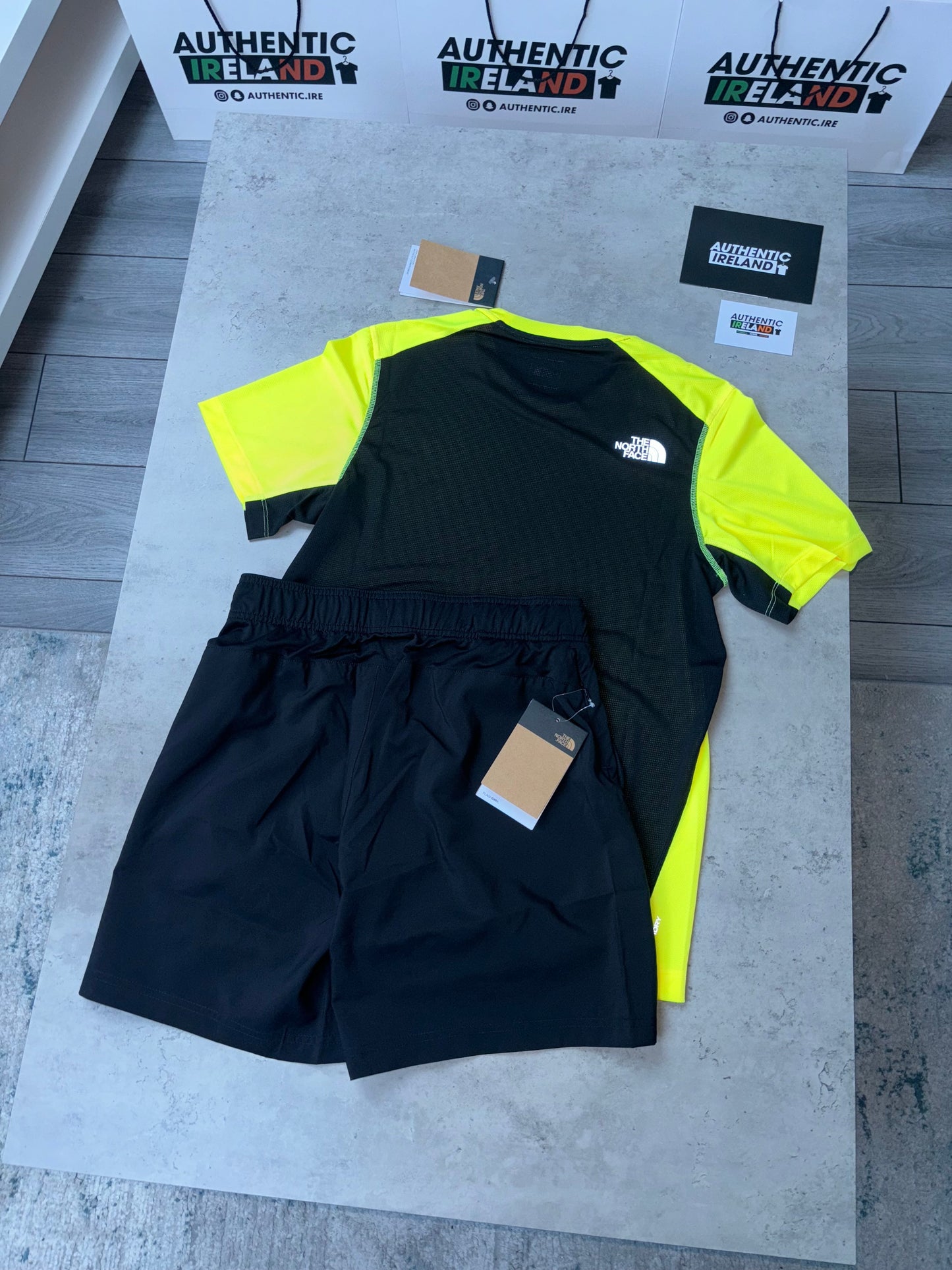 THE NORTH FACE SET - VOLT/BLACK