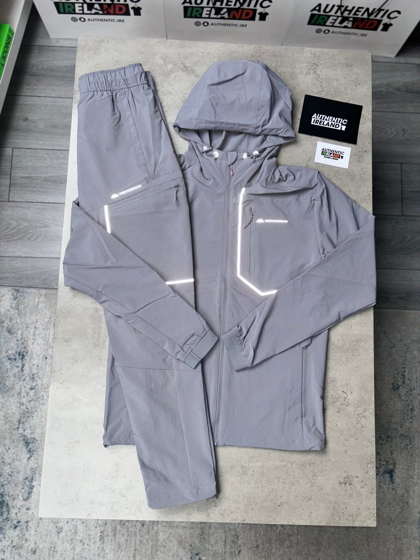 MONTERRAIN RAMBLE WOVEN TRACKSUIT - PLATINUM GREY