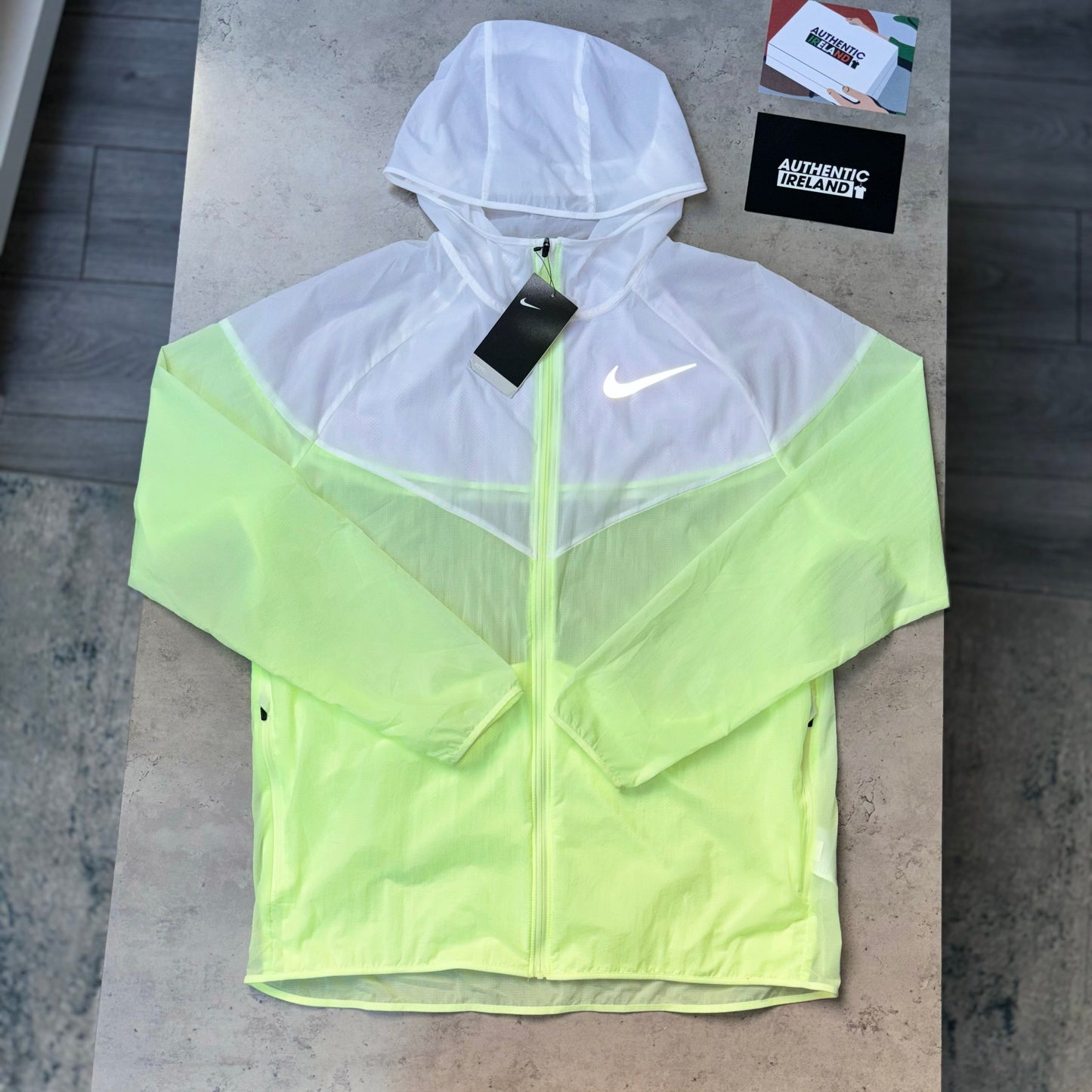 NIKE REPEL WINDRUNNER JACKET - VAPOUR GREEN