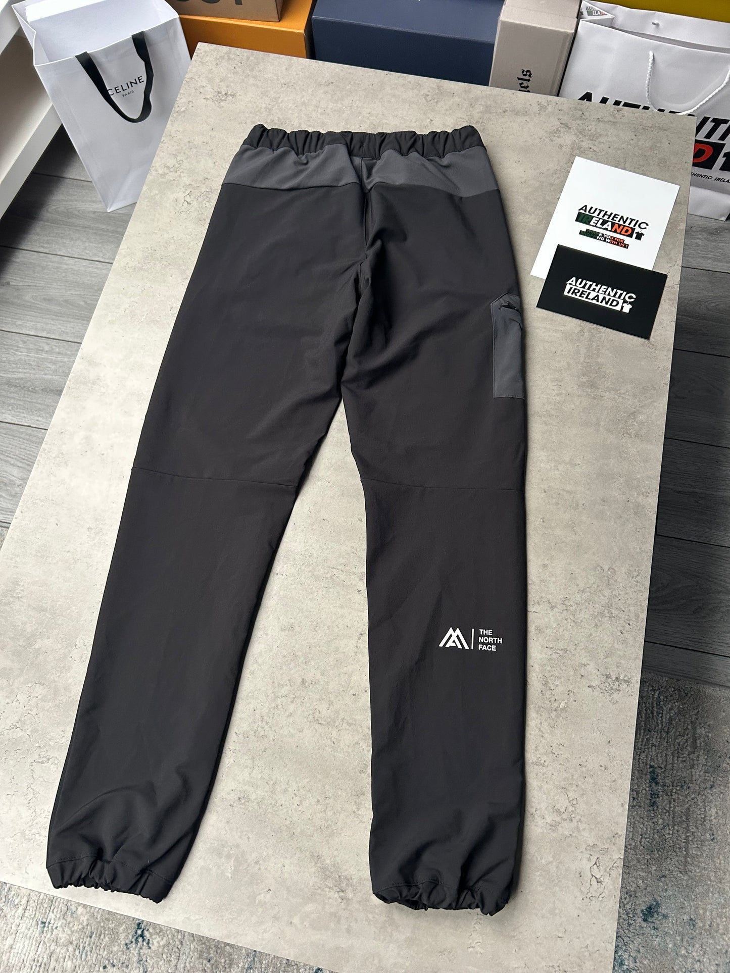 THE NORTH FACE HYRBID THERMA TRACKSUIT - BLACK