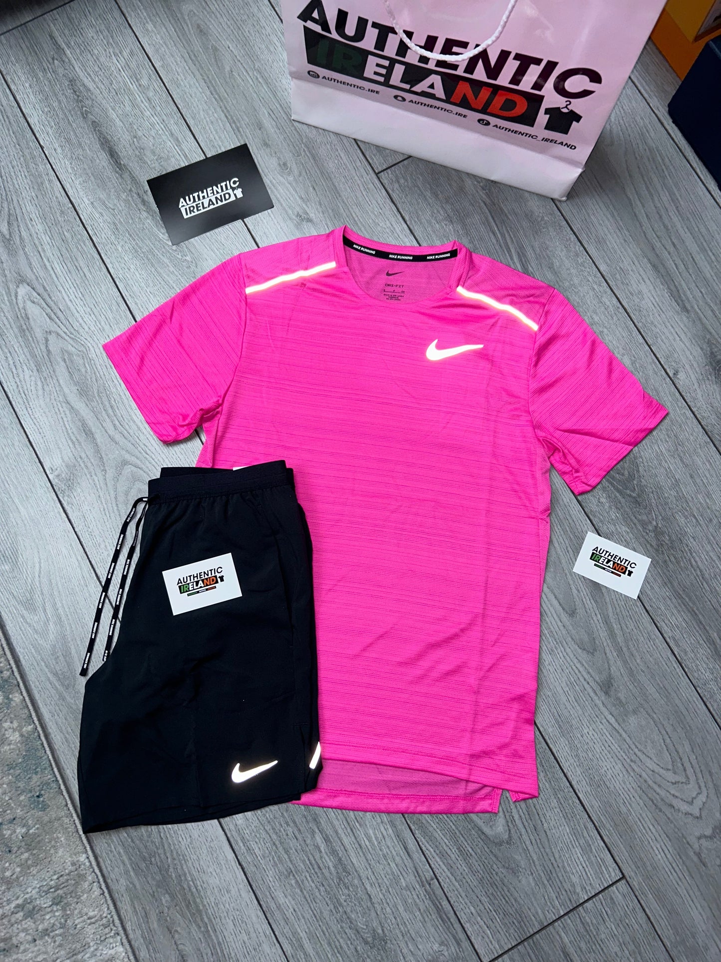 NIKE MILER 1.0 SET - HOT PINK/BLACK