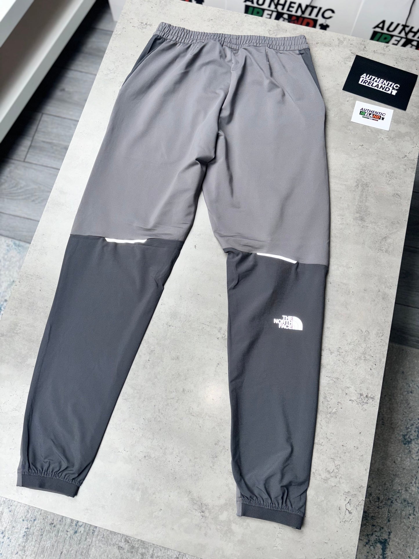 THE NORTH FACE VENT TRACKSUIT - GREY/BLACK