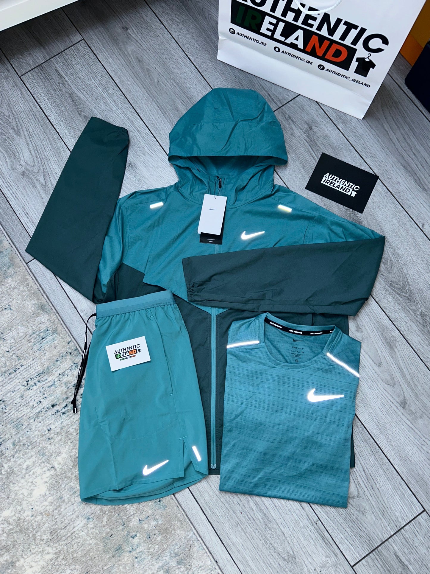 NIKE WINDRUNNER 3-PIECE SET - TEAL