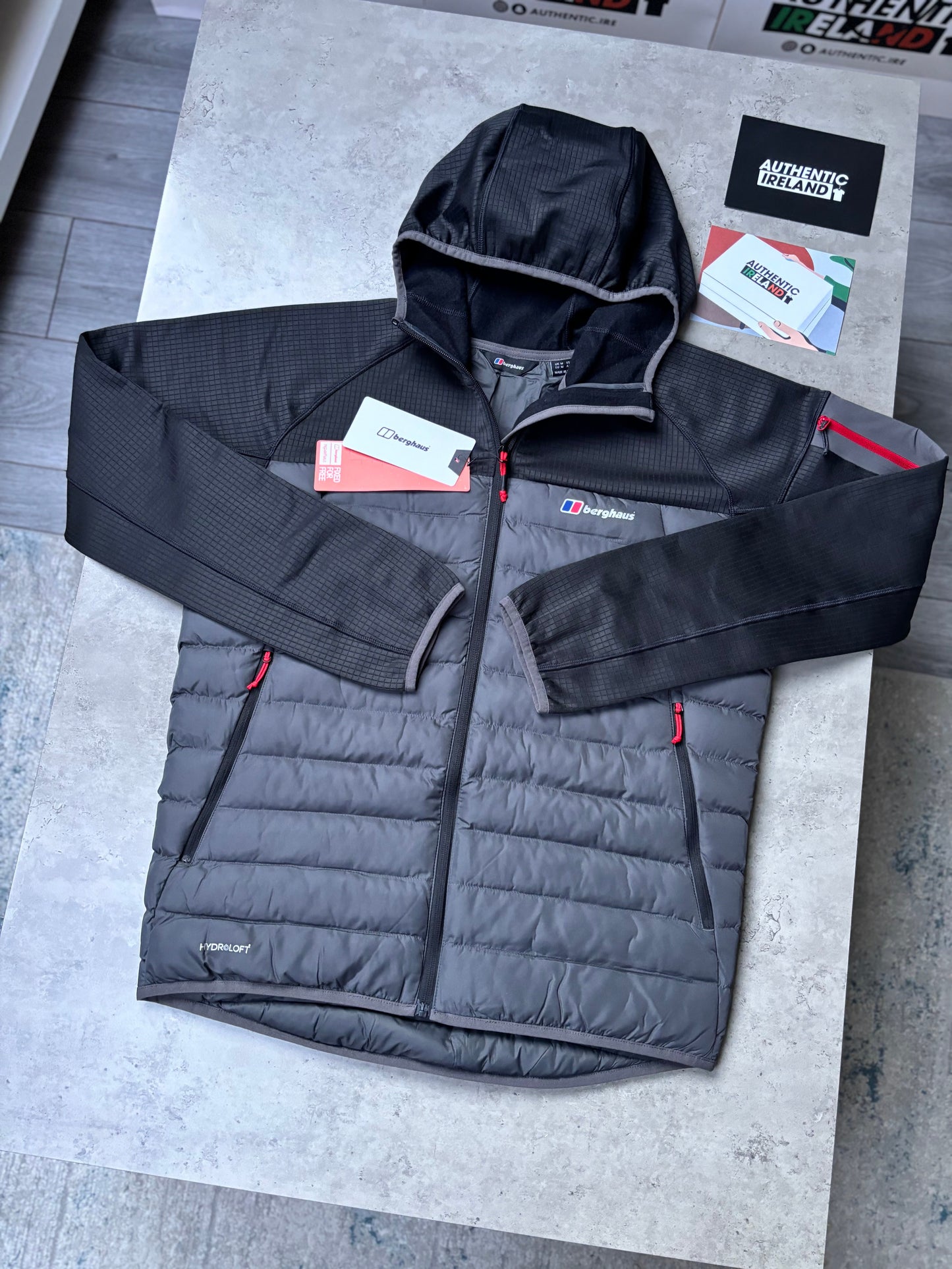 BERGHAUS HYBRID JACKET - BLACK/RED