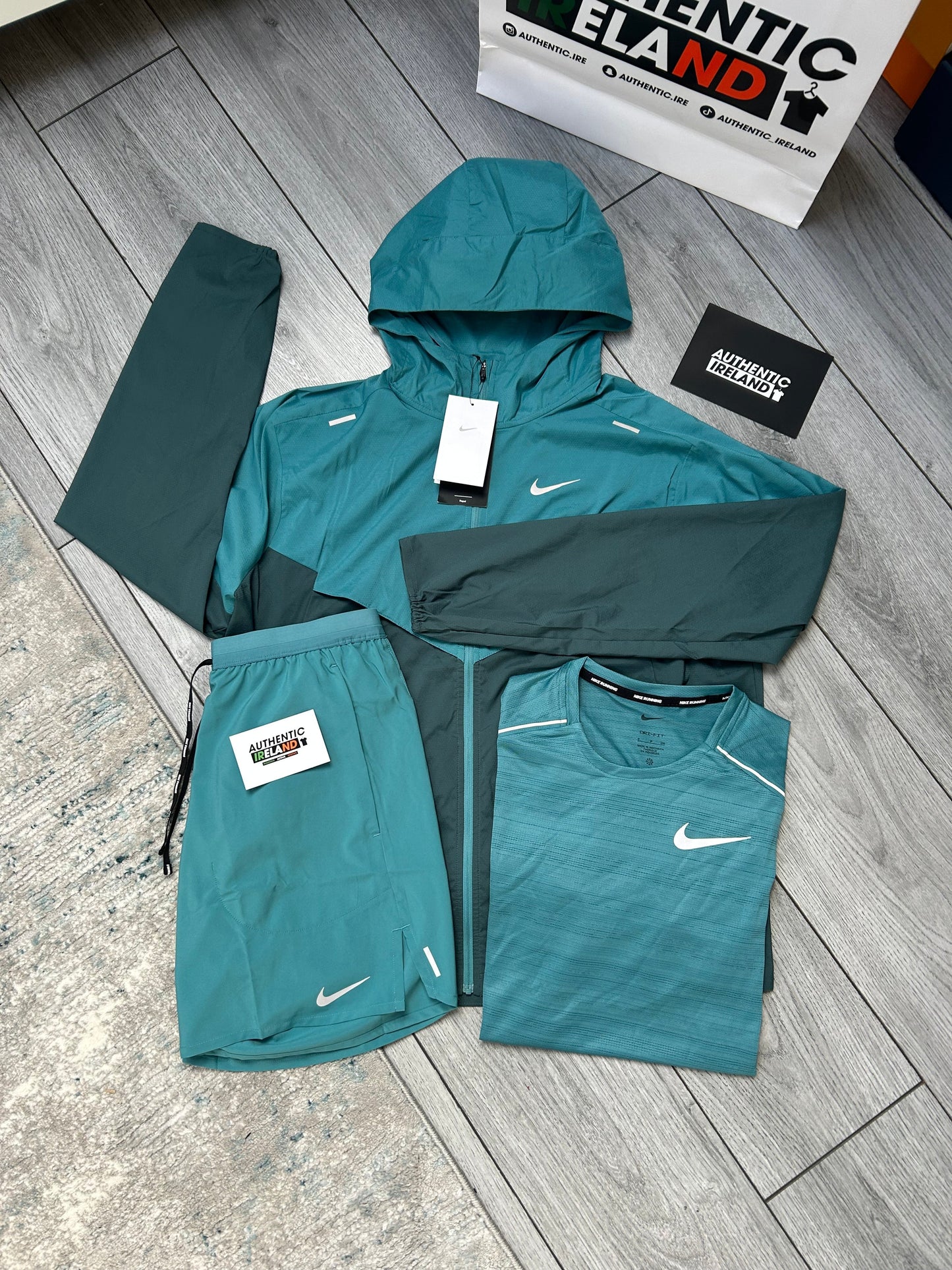 NIKE WINDRUNNER 3-PIECE SET - TEAL