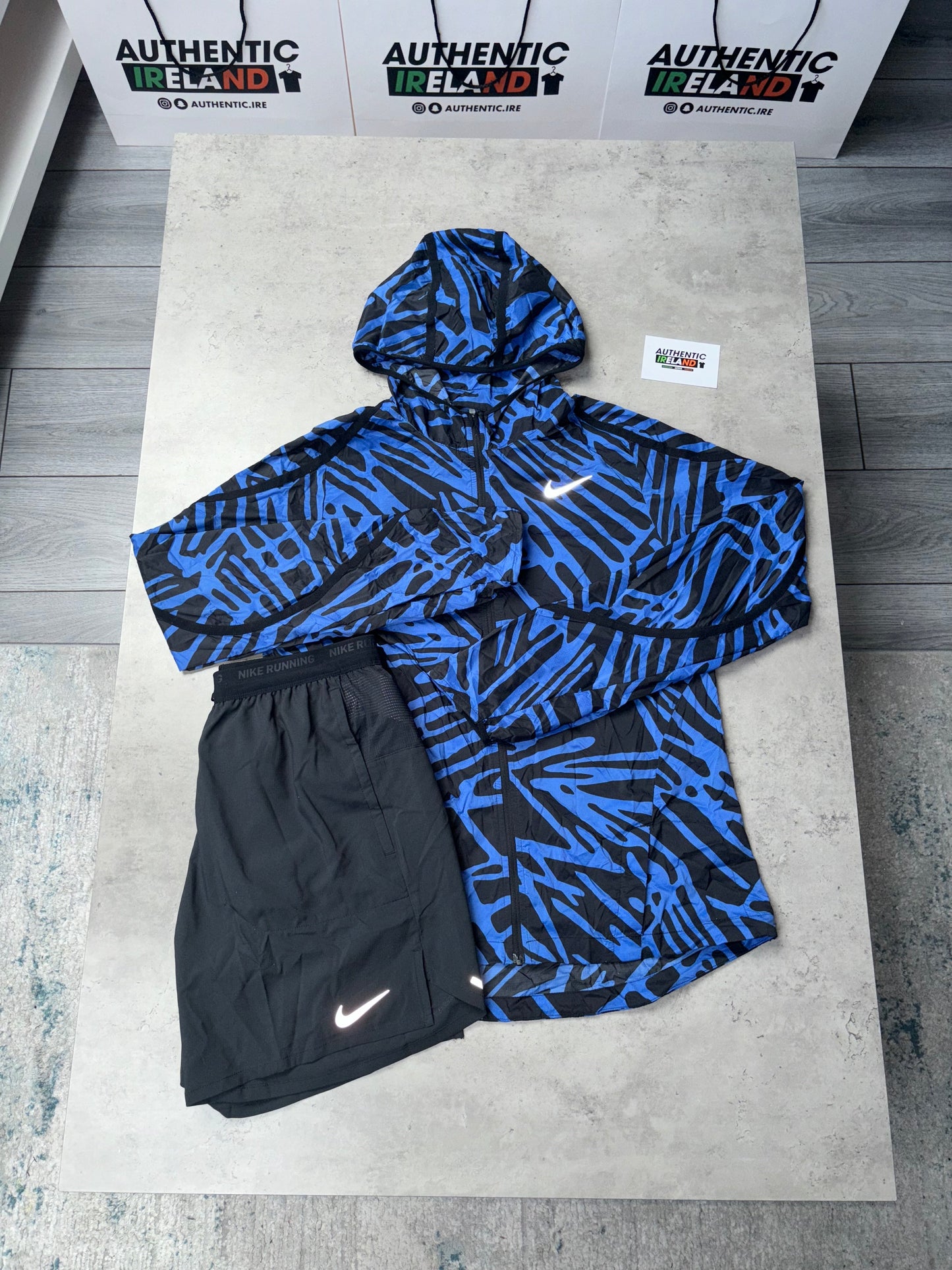 NIKE PALM WINDRUNNER SET - BLUE/BLACK