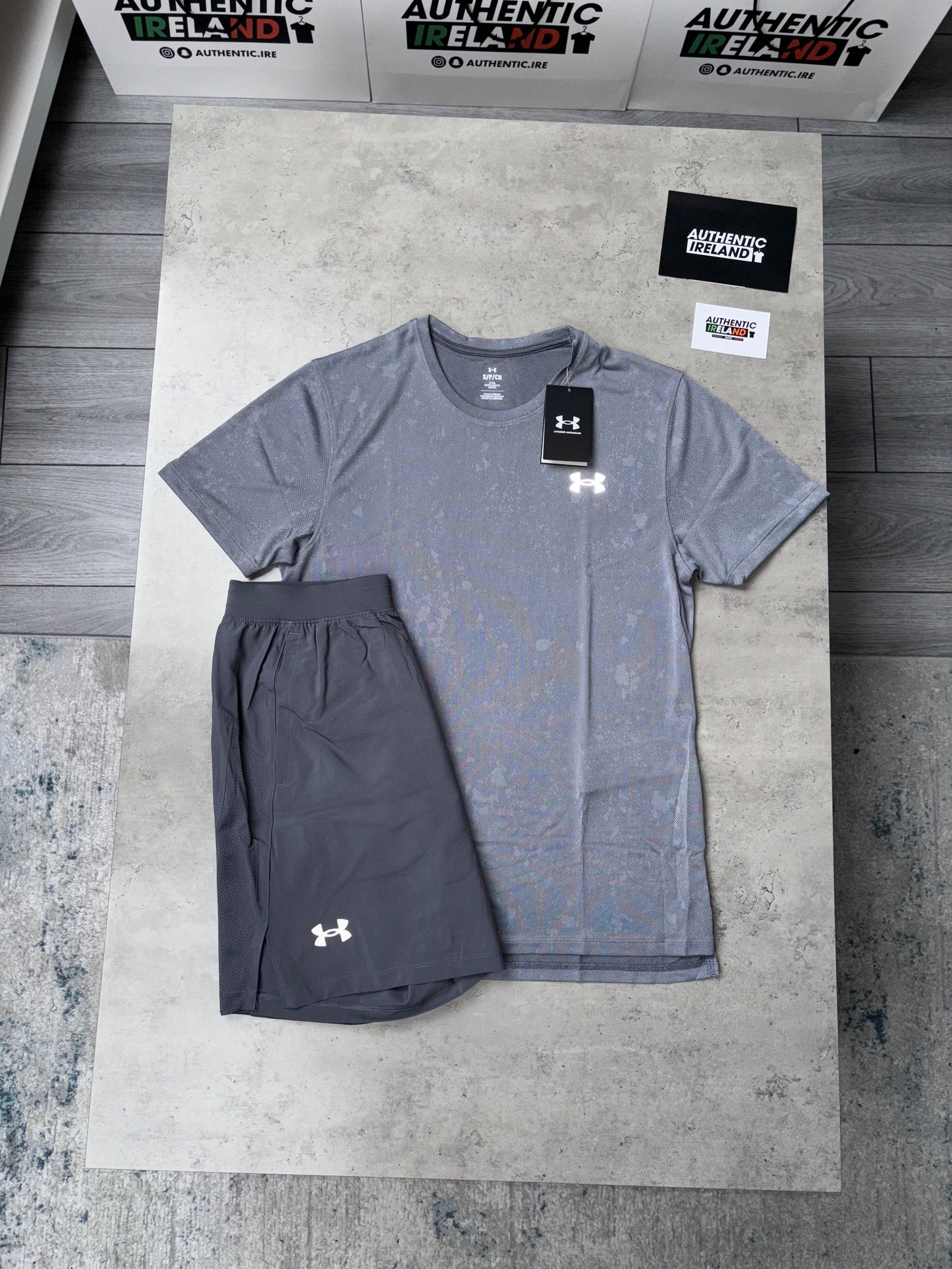 UNDER ARMOUR SPLASH SET - TRIPLE GREY