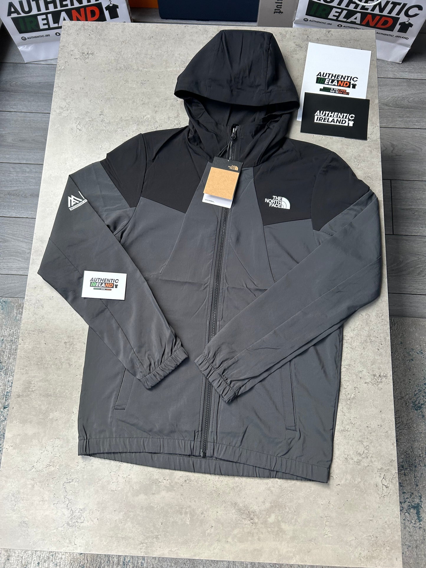 THE NORTH FACE TWO-TONE WOVEN TRACKSUIT - SLATE/BLACK