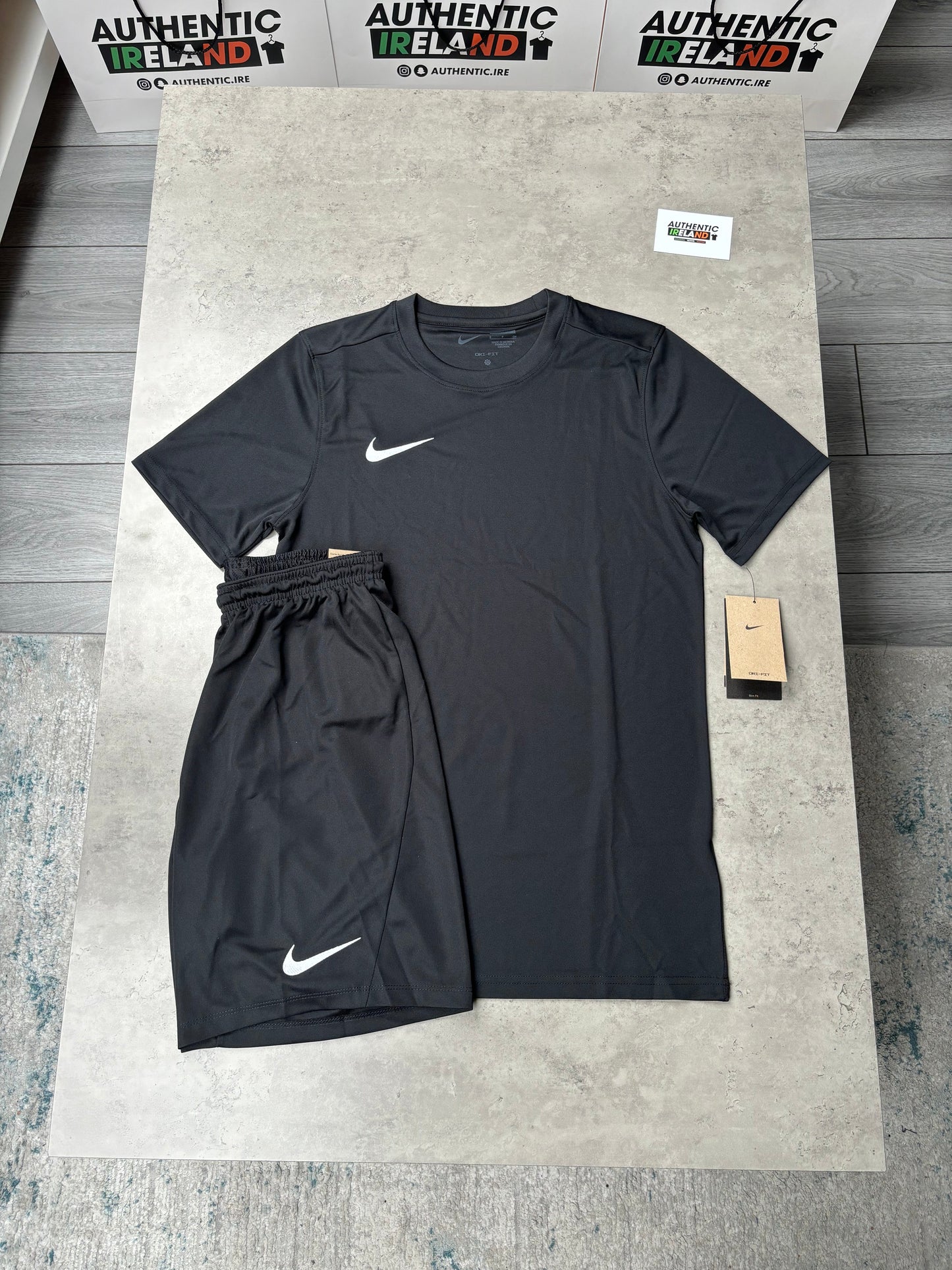 NIKE DRI-FIT SET - BLACK