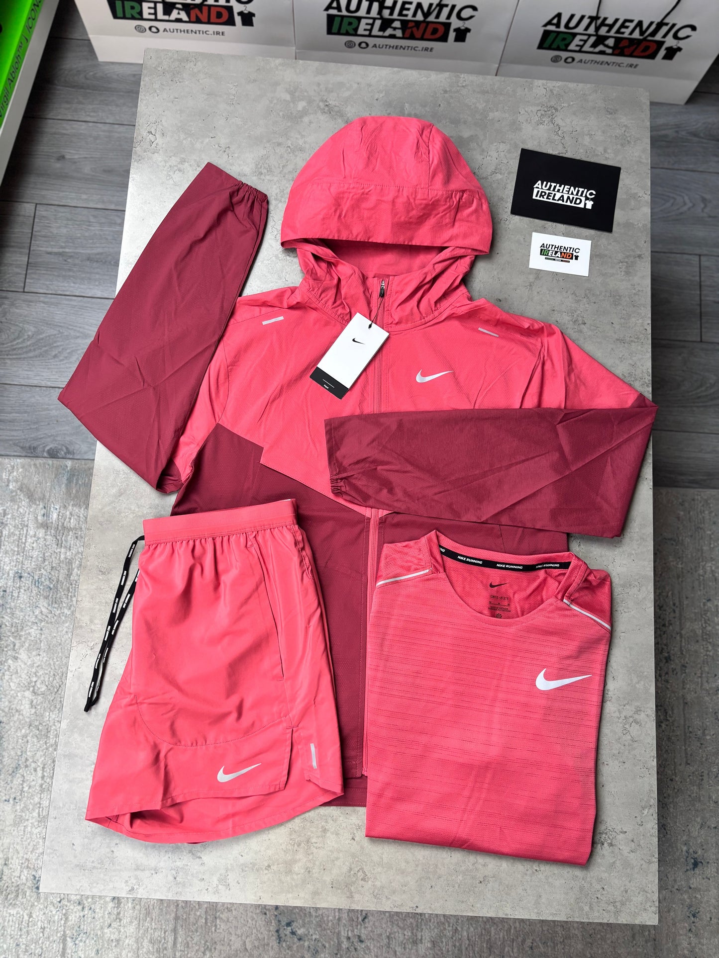 NIKE UV 3-PIECE WINDRUNNER SET - ADOBE RED