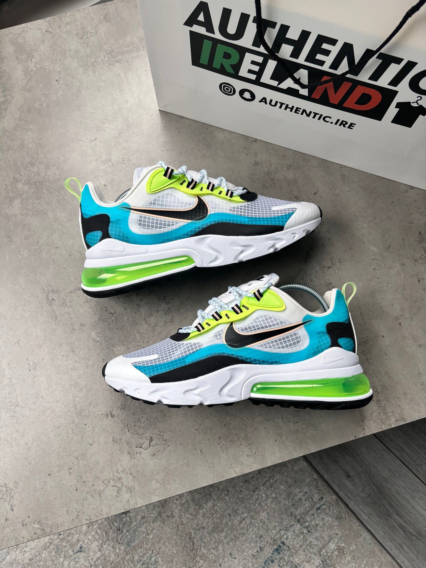 NIKE AIR MAX 270 REACT RUNNER - AQUA/GHOST GREEN