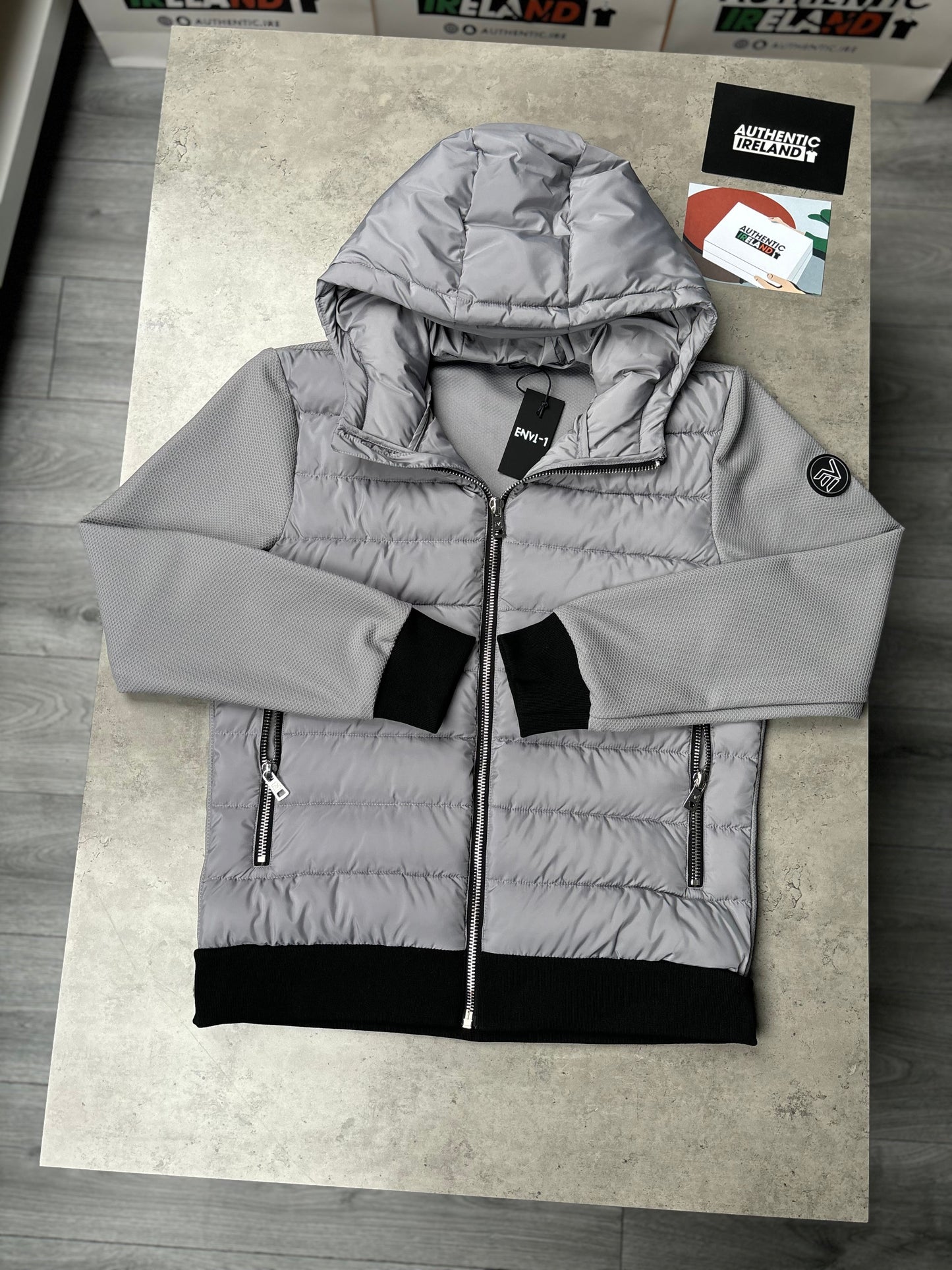 ENVI HYBRID JACKET - GREY