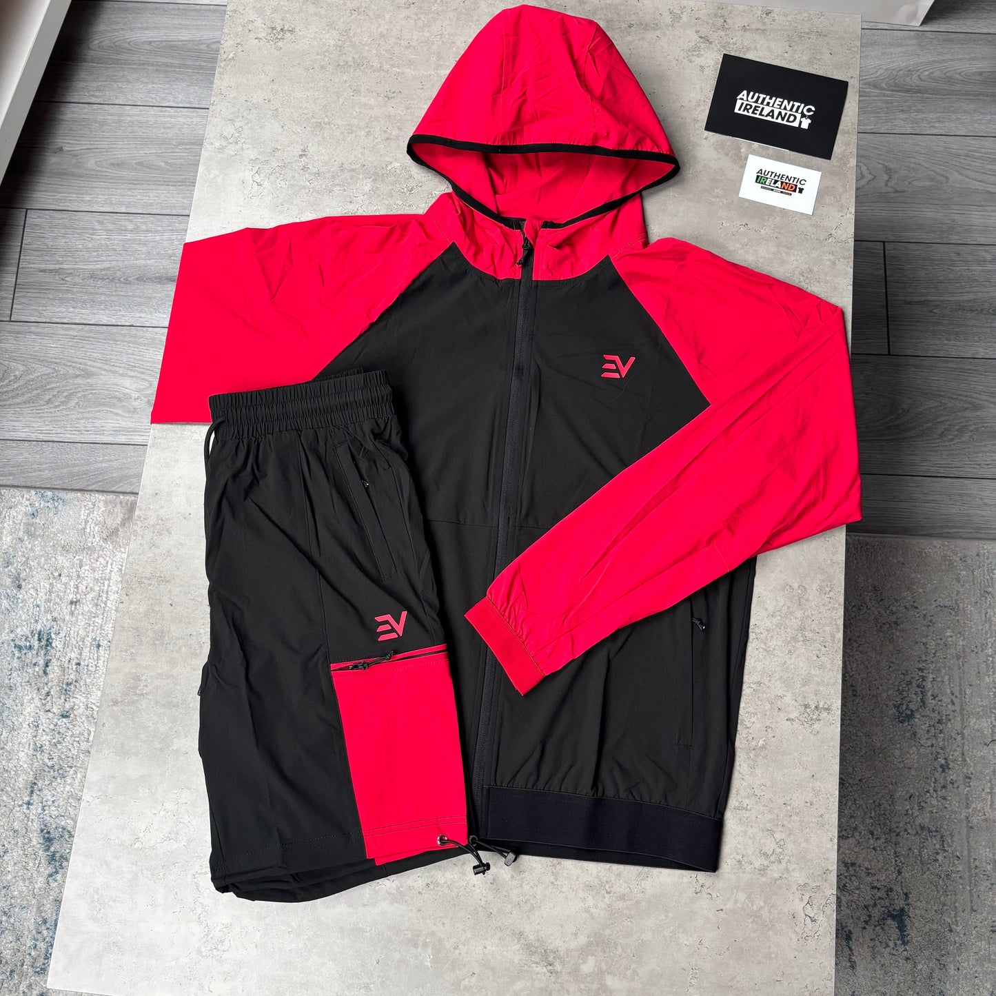 ENVI WINDRUNNER SET - RED/BLACK